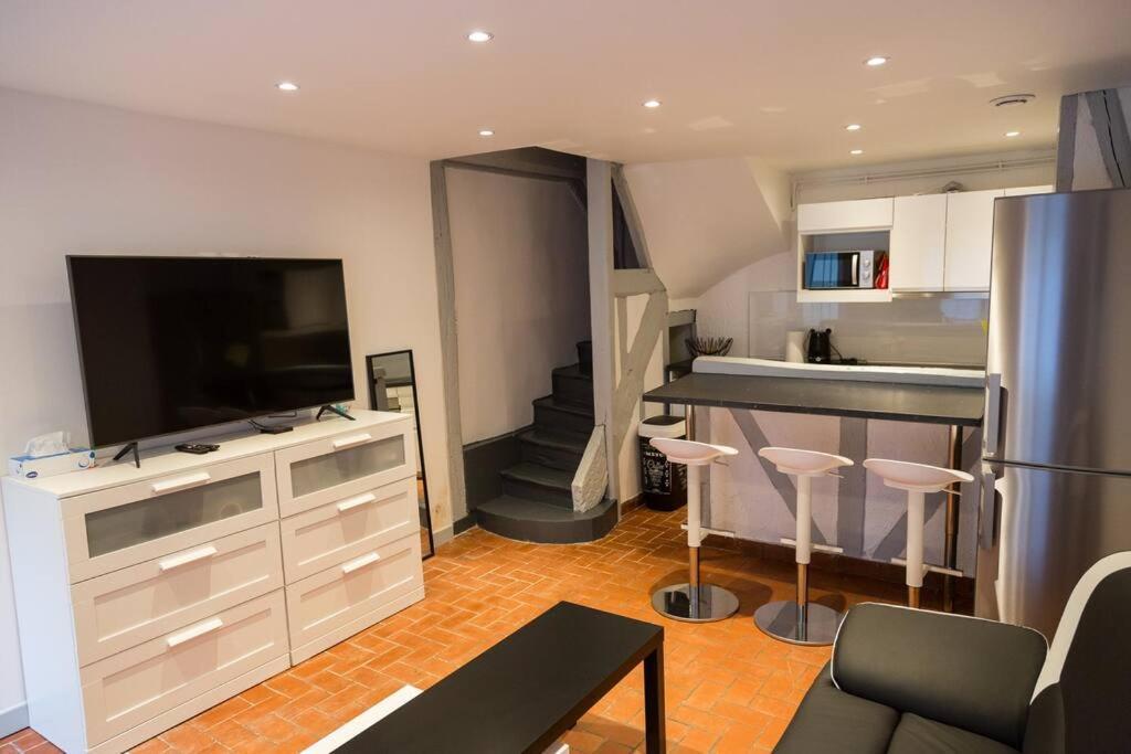 Maison De Ville Calme Rouen St.Paul 2Ch Proche Chu מראה חיצוני תמונה